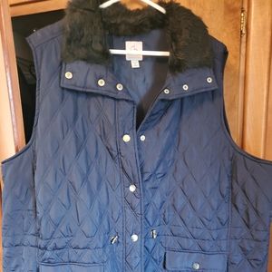 Blue vest. Size 3x